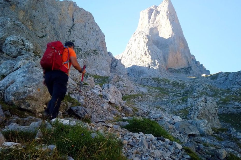 ¿Cuánto se tarda en subir los Picos de Europa?